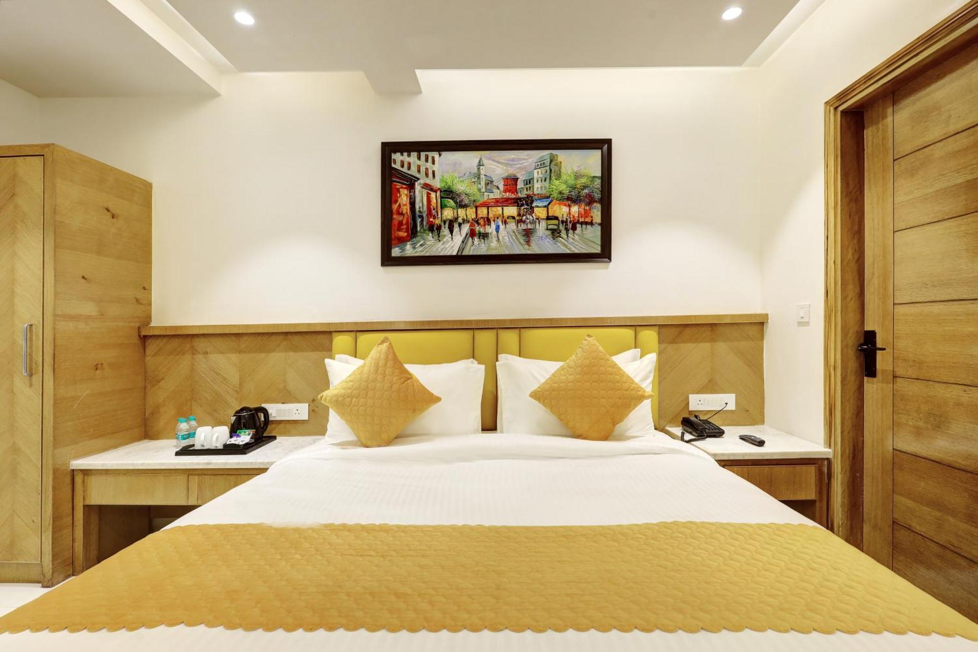 Hotel Namaste Hindustan Just A Minute Away From New Delhi Railway Station And Connaught Place Екстериор снимка