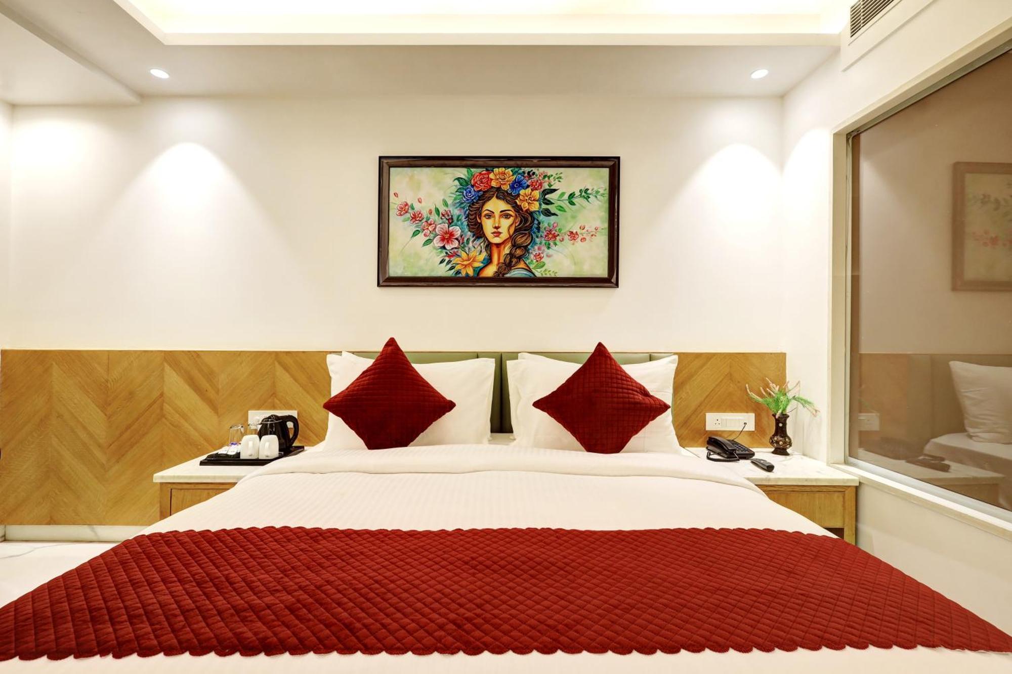 Hotel Namaste Hindustan Just A Minute Away From New Delhi Railway Station And Connaught Place Екстериор снимка