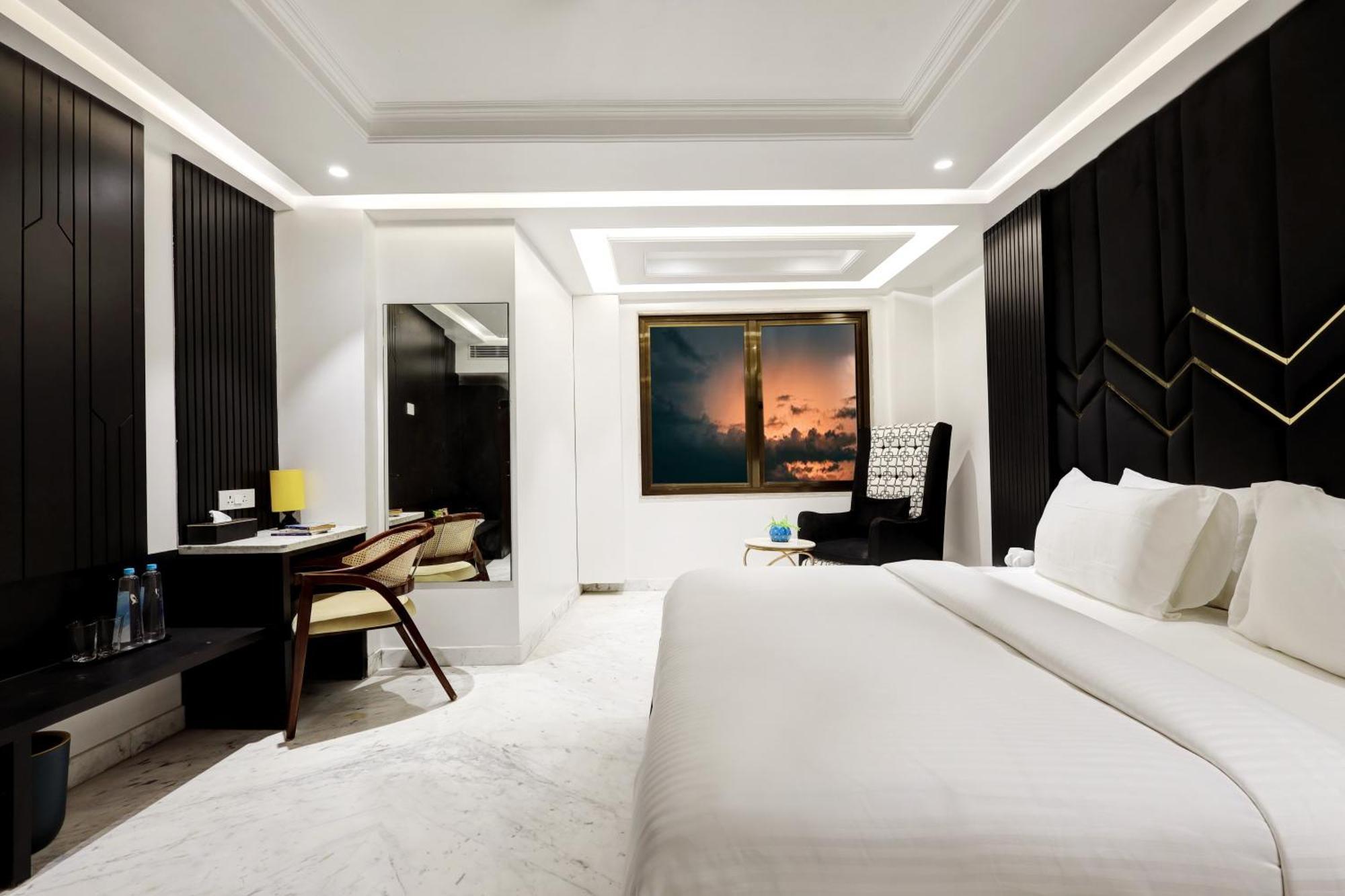 Hotel Namaste Hindustan Just A Minute Away From New Delhi Railway Station And Connaught Place Екстериор снимка