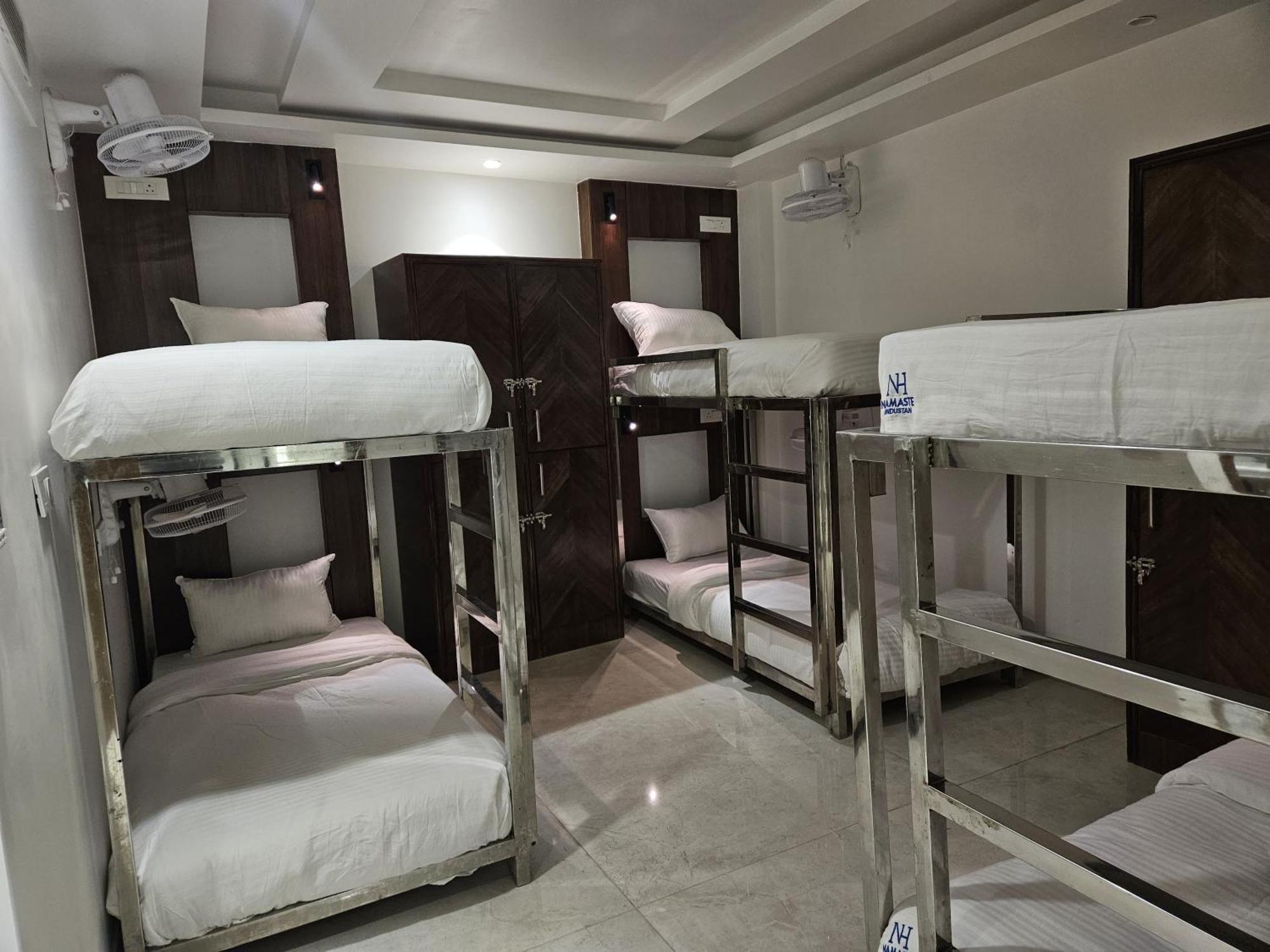 Hotel Namaste Hindustan Just A Minute Away From New Delhi Railway Station And Connaught Place Екстериор снимка